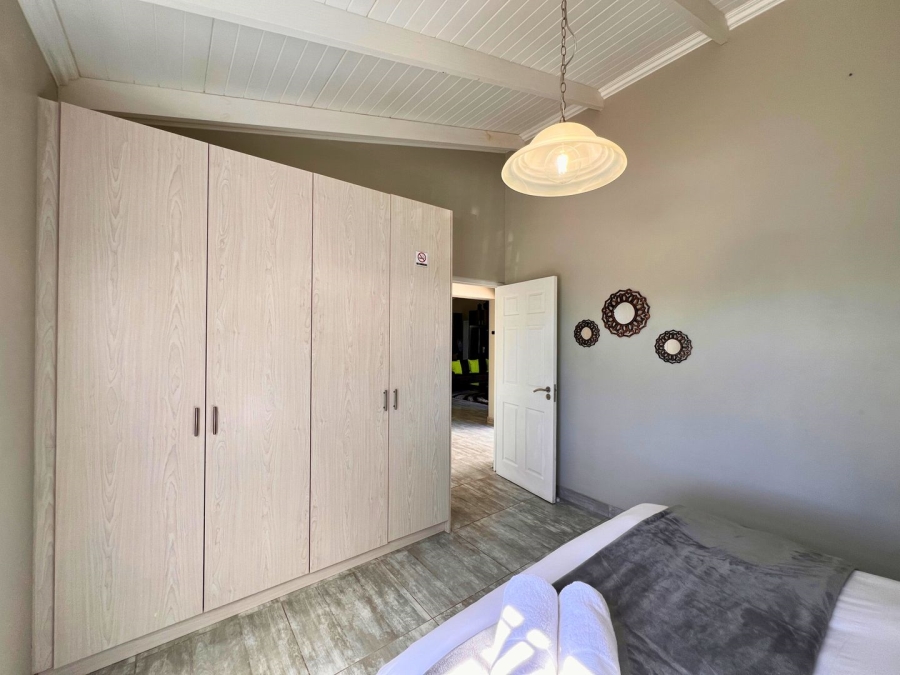 5 Bedroom Property for Sale in Myburgh Park Western Cape